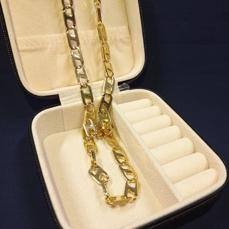 MILAS GOLD ROPE CHAINS